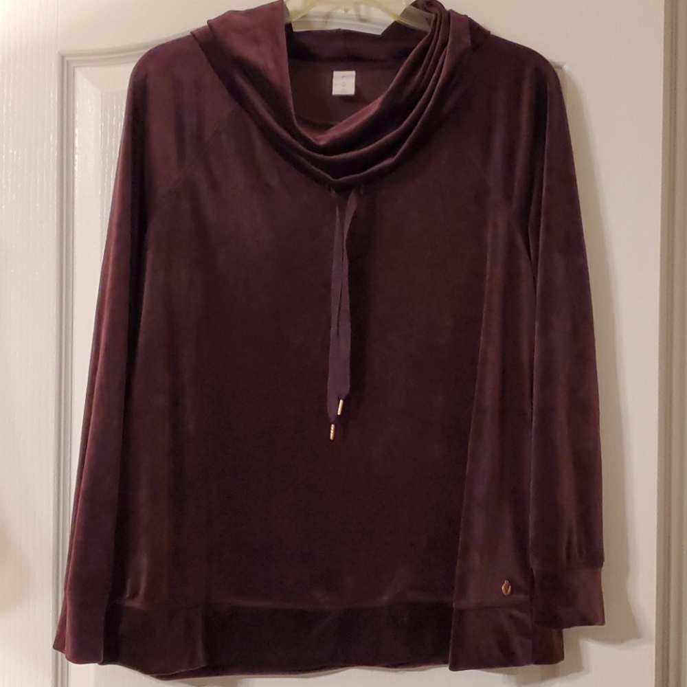 Livi Velour Pullover